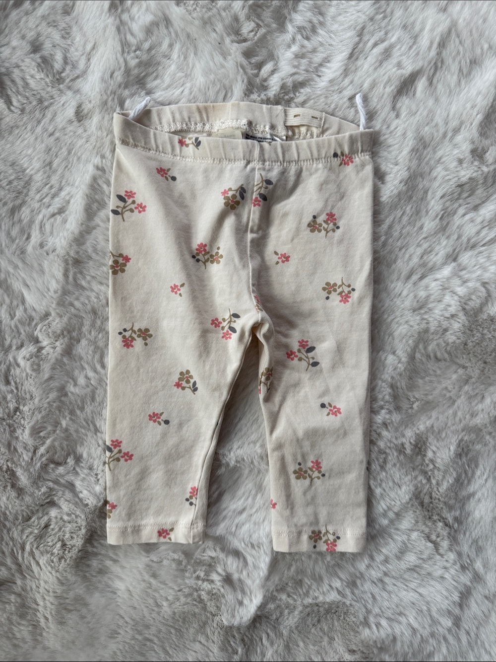 H&M Cream Leggings with Pink and Olive Floral Sprig Print